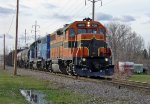 ELS 400 approaching Riverview Drive on the CN